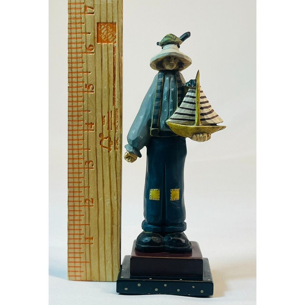 Williraye Studio WW 1051 Figurines "Boy Holding a Boat" Turtle READ - Picture 7 of 7